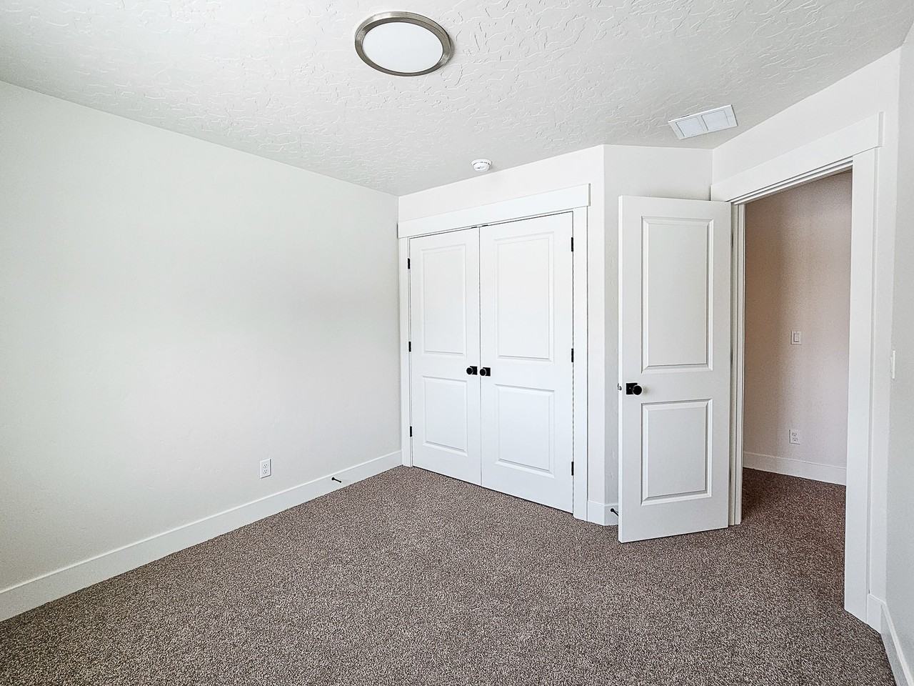 211 E Elm St #211A - Photo 6 of 10