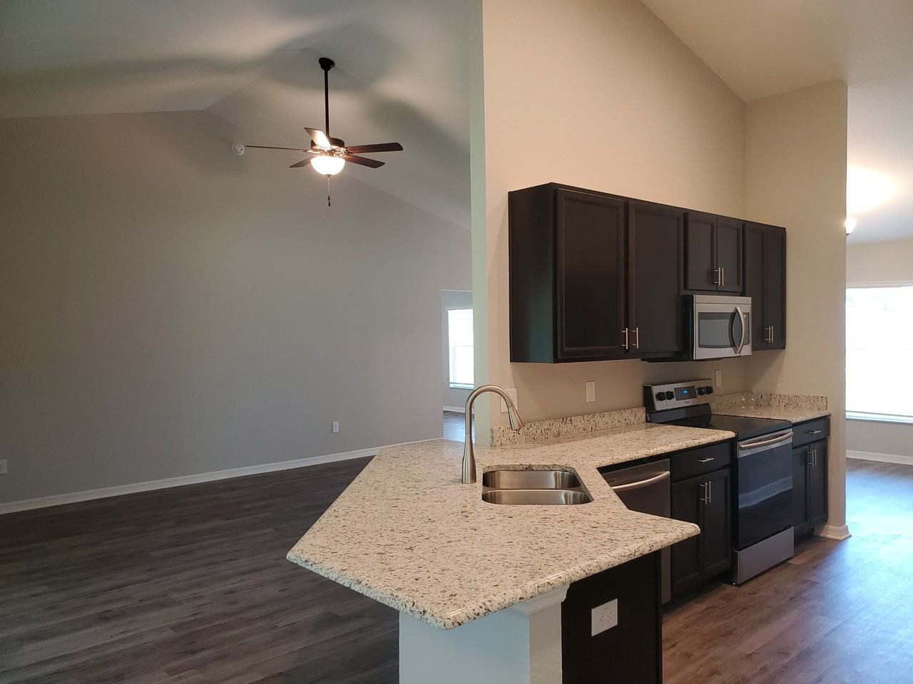 5076 Sw 104th Loop #1 - Photo 6 of 12