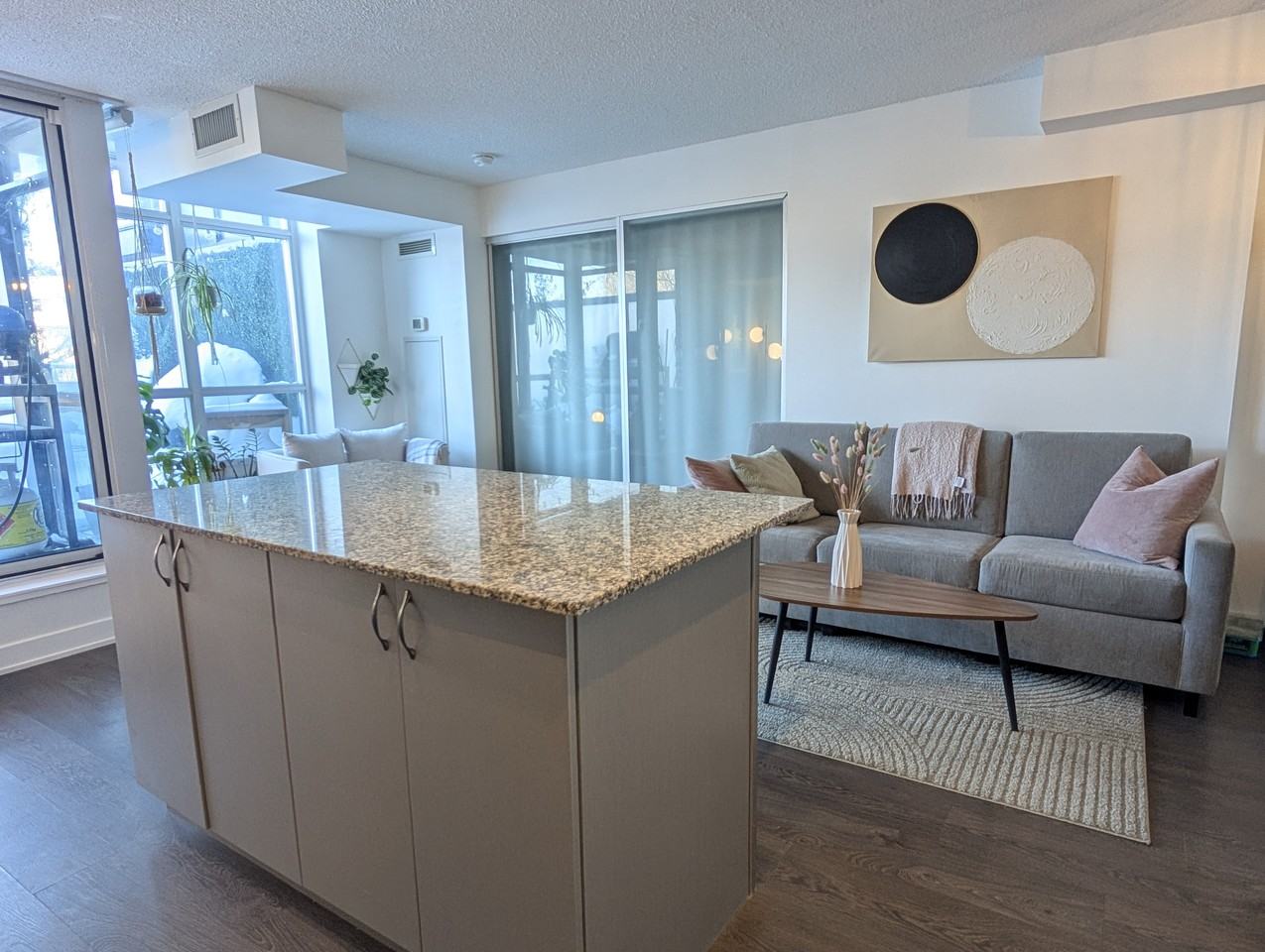 11 Superior Avenue - Photo 7 of 23