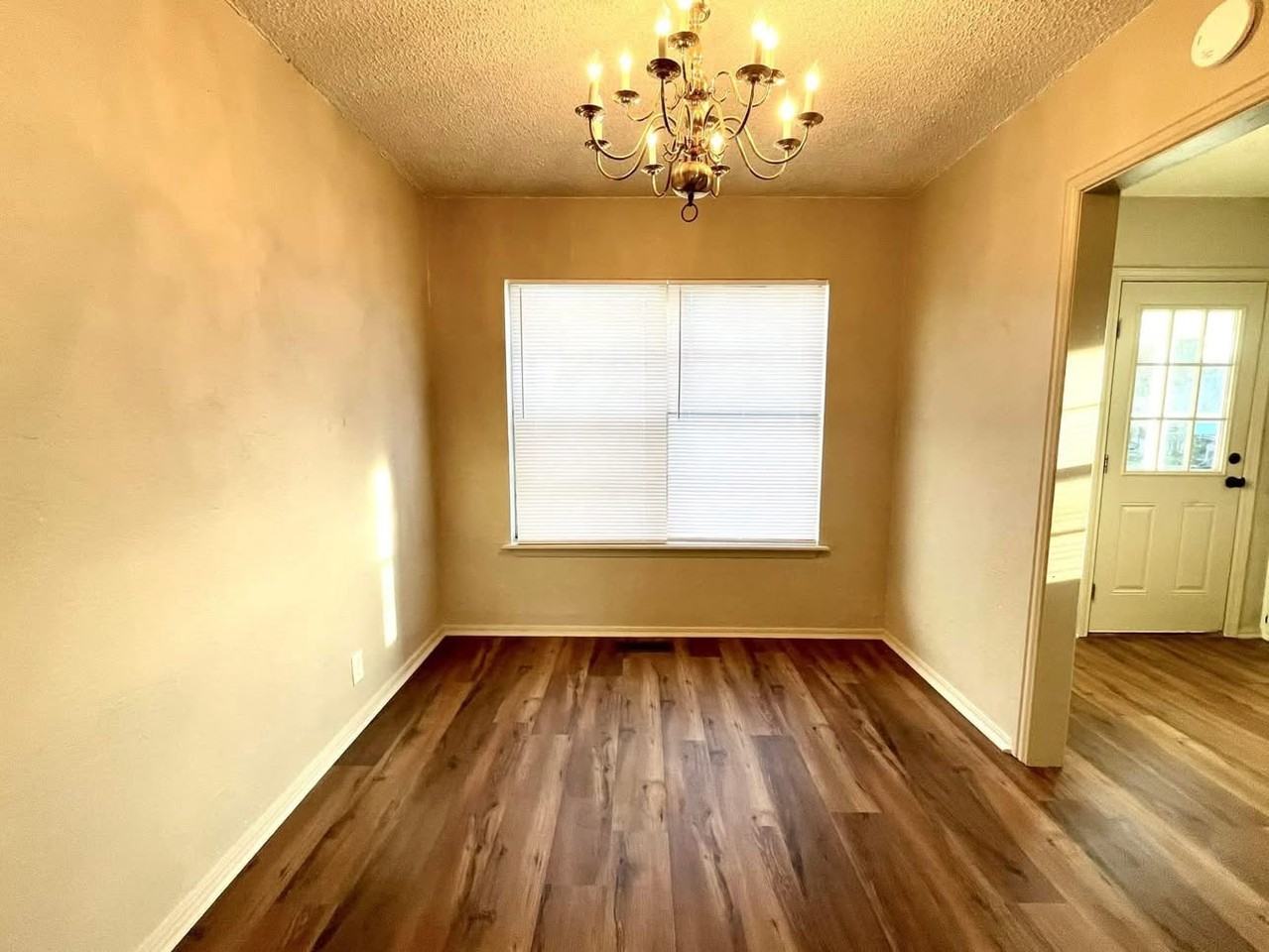 514 9th Ave Nw #1 - Photo 6 of 27