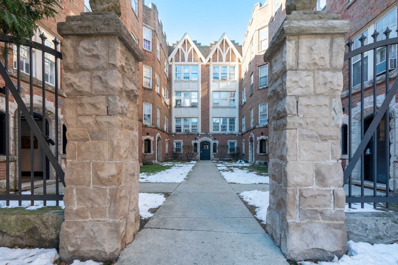 7417 N Damen Ave #7417-3E - Photo 7 of 27