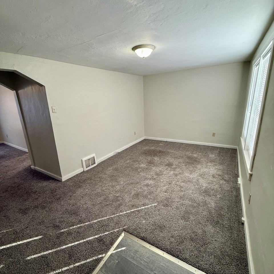 338 La Motte Ln #1 - Photo 2 of 10