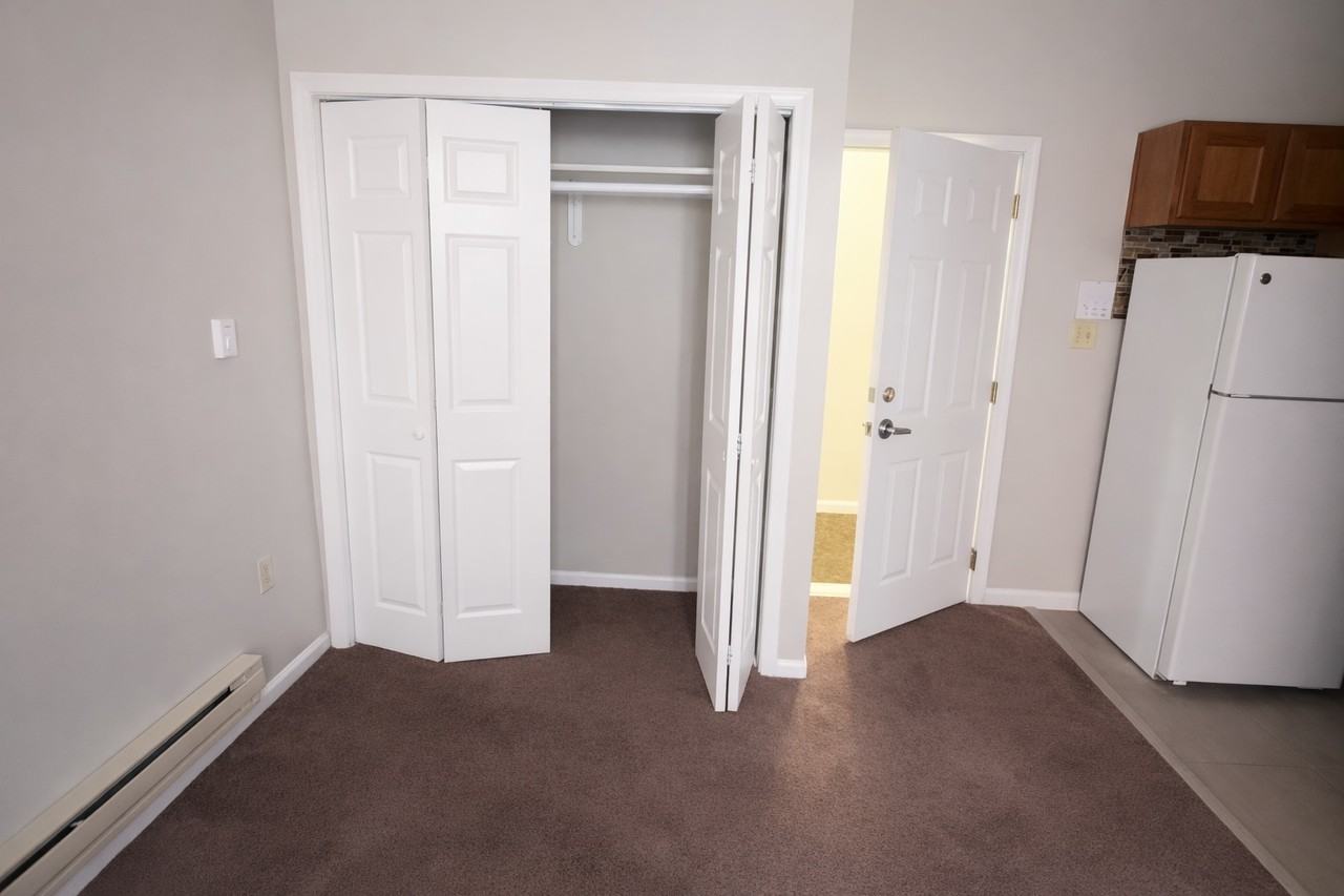 333 MELWOOD AVENUEAPT 07 #7 - Photo 3 of 6