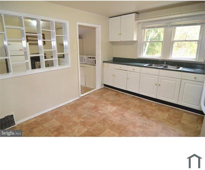 5380 Beta Pl #1 - Photo 2 of 11