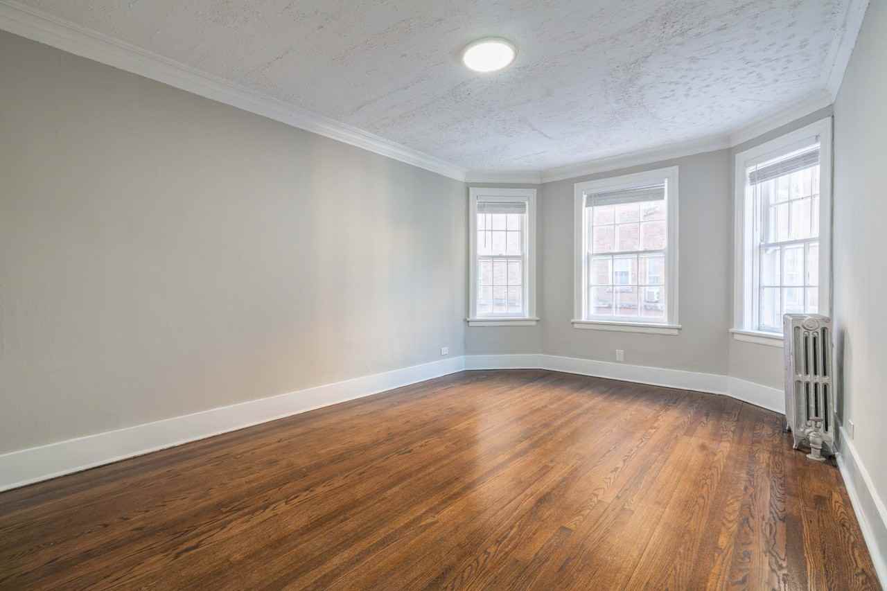 2006 W Fargo Ave #2006-3A - Photo 7 of 23