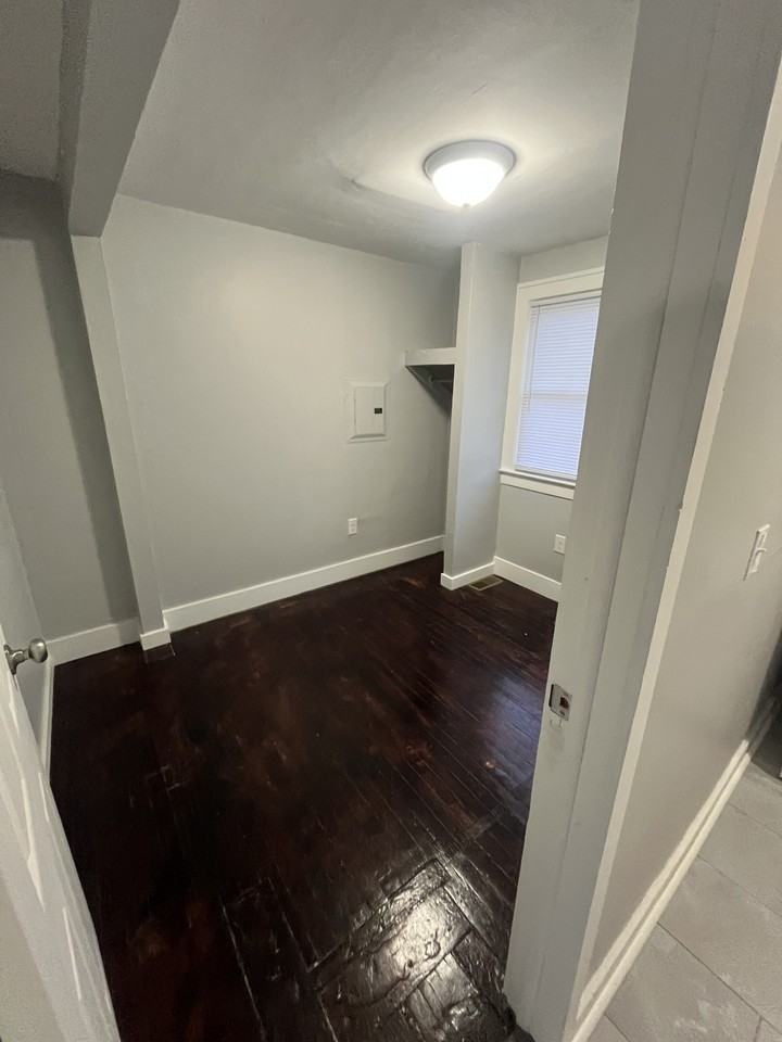 13 Elm St #1 - Photo 5 of 8