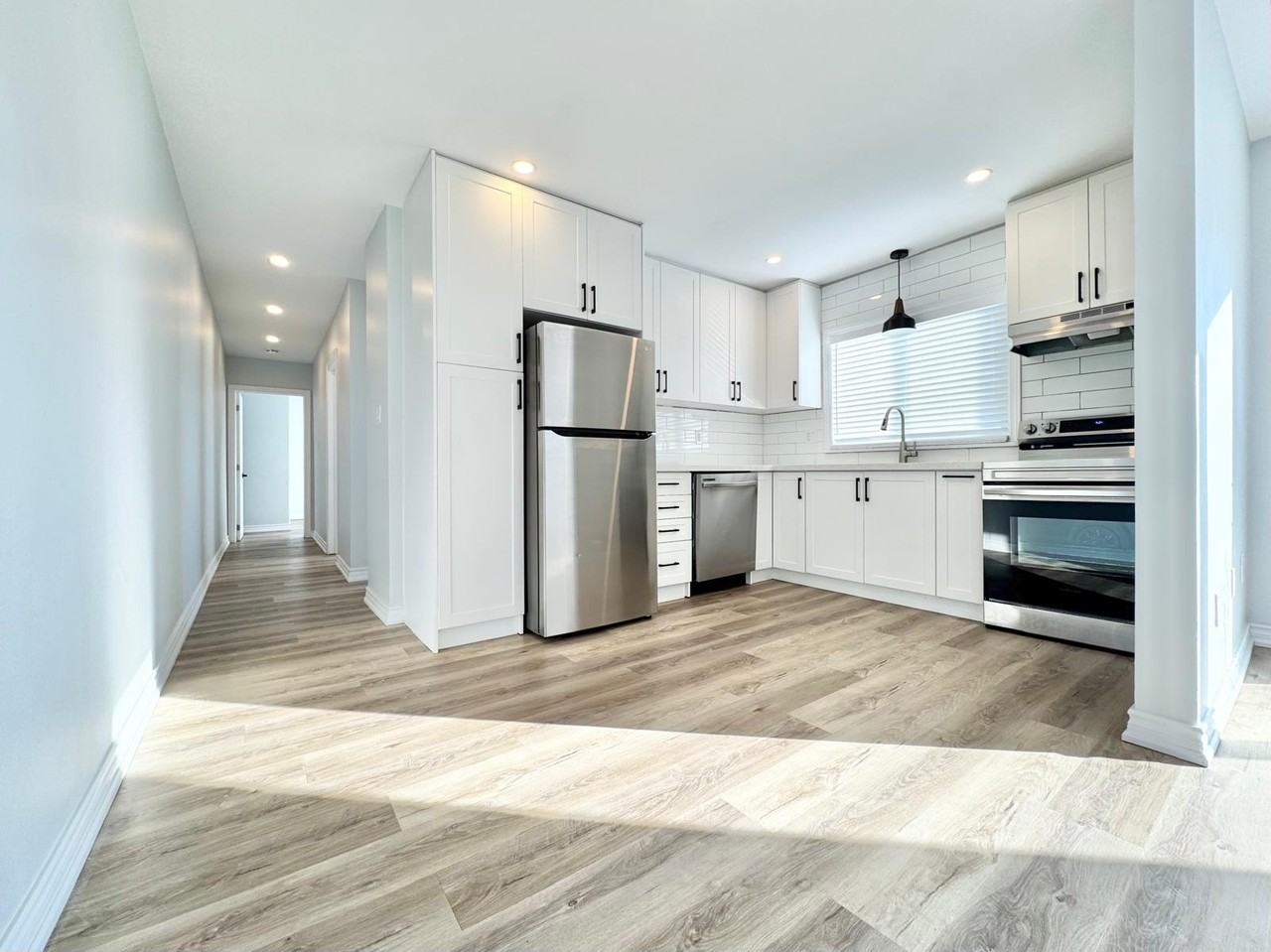 24 Wellington St #9 - Photo 2 of 11