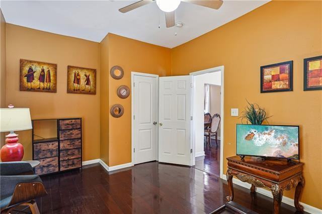 1510 Saint Anthony St #1 - Photo 6 of 35