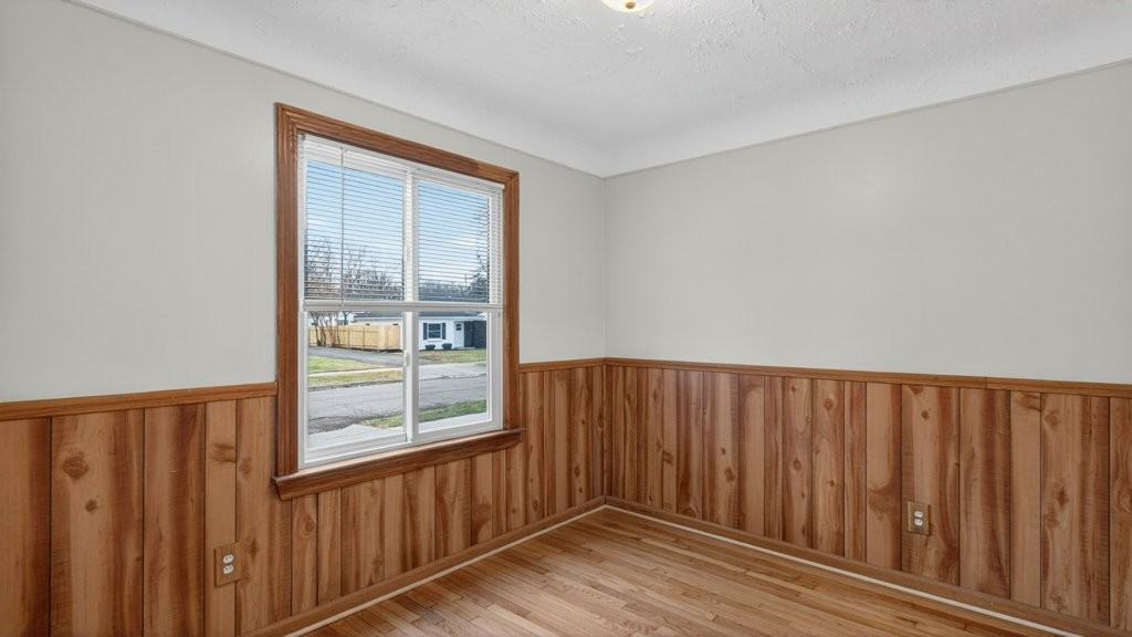 1670 Pagel Ave #1 - Photo 6 of 28