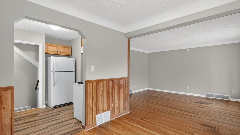 1670 Pagel Ave #1 - Photo 7 of 28