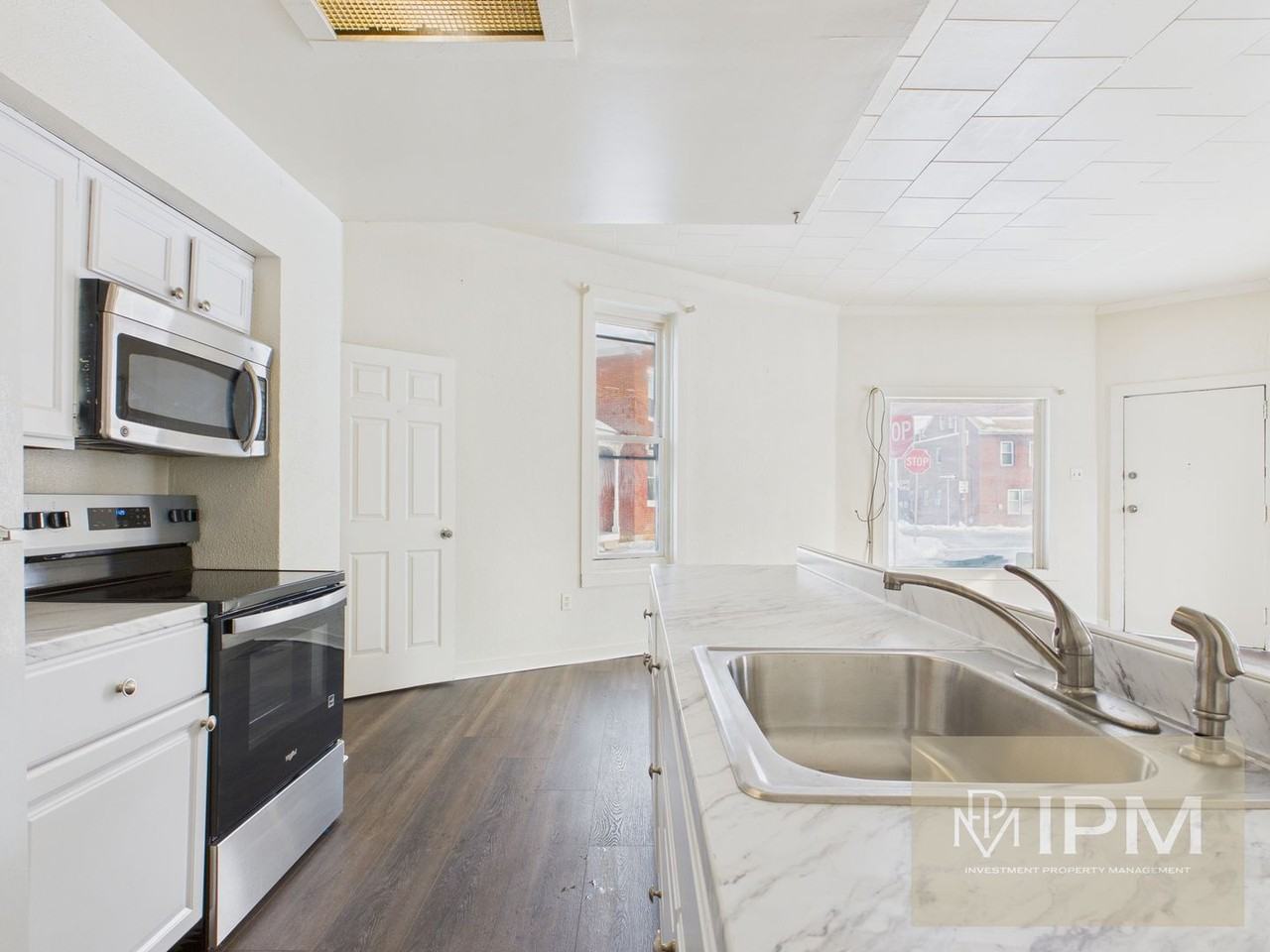 65 E Penn St - Photo 4 of 8