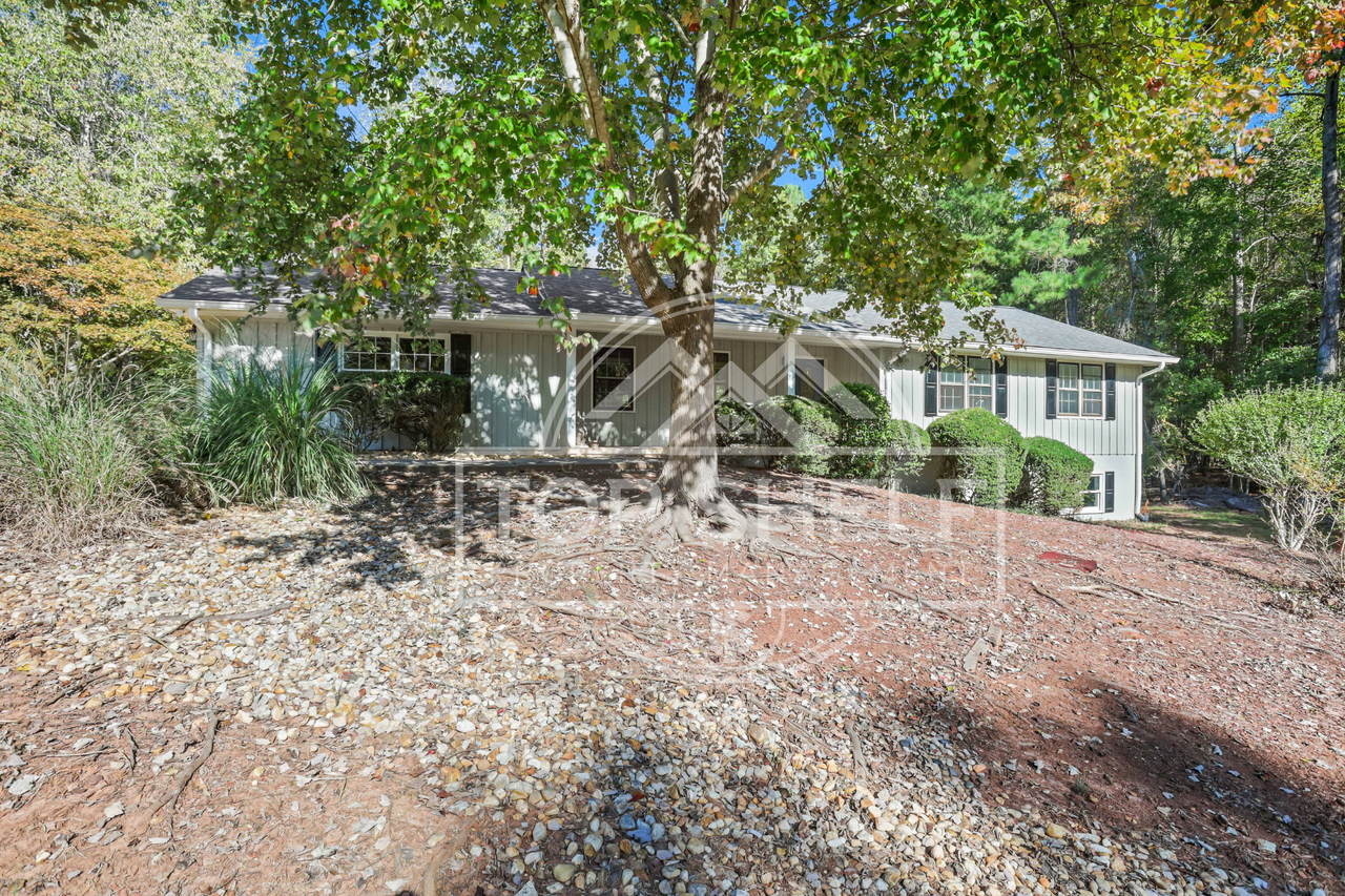 4684 Ben Hill Dr #1 - Photo 3 of 45