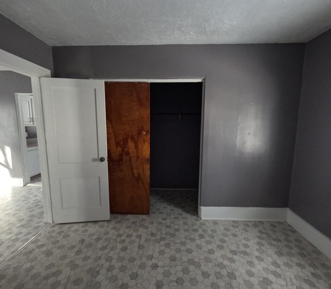 1349 N Adams St #1 - Photo 7 of 14