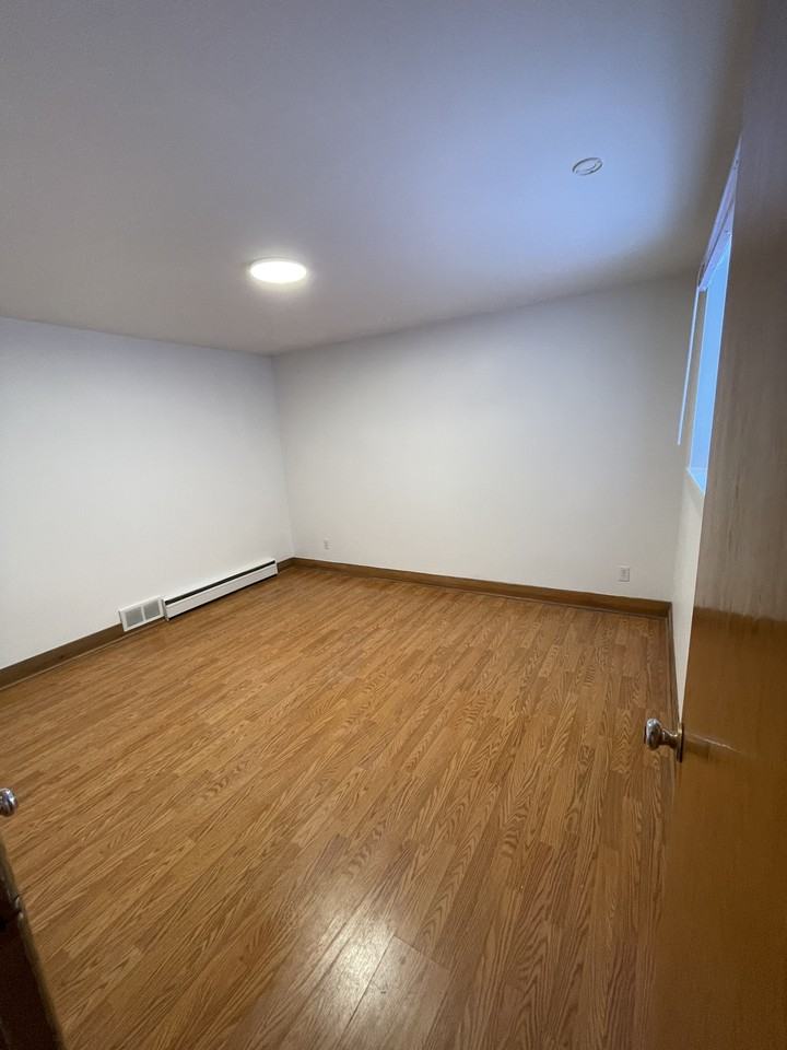 71 Brodie Avenue - Photo 4 of 5