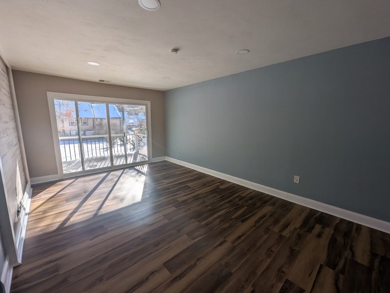 143 Chelsea Cir #1 - Photo 4 of 7