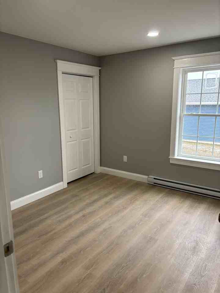 1123 Main St #2 - Photo 3 of 12