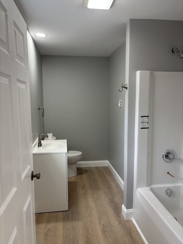 1123 Main St #2 - Photo 6 of 12