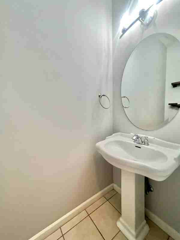 2618 Avondale Ct #1 - Photo 5 of 10