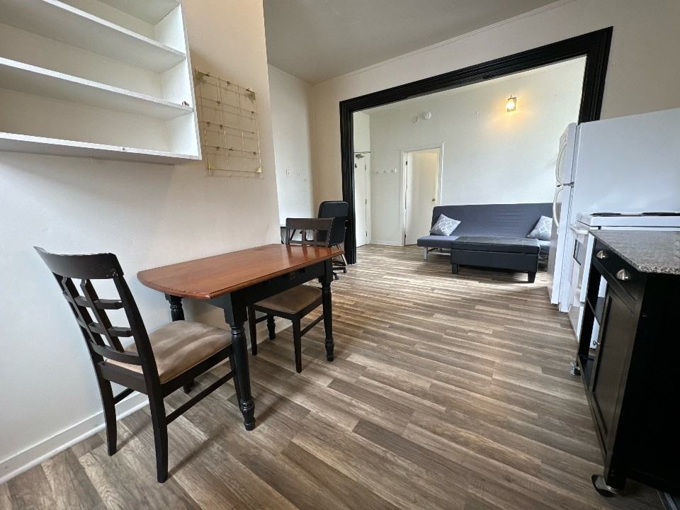 96 Clergy Street East #2 - Photo 5 of 10