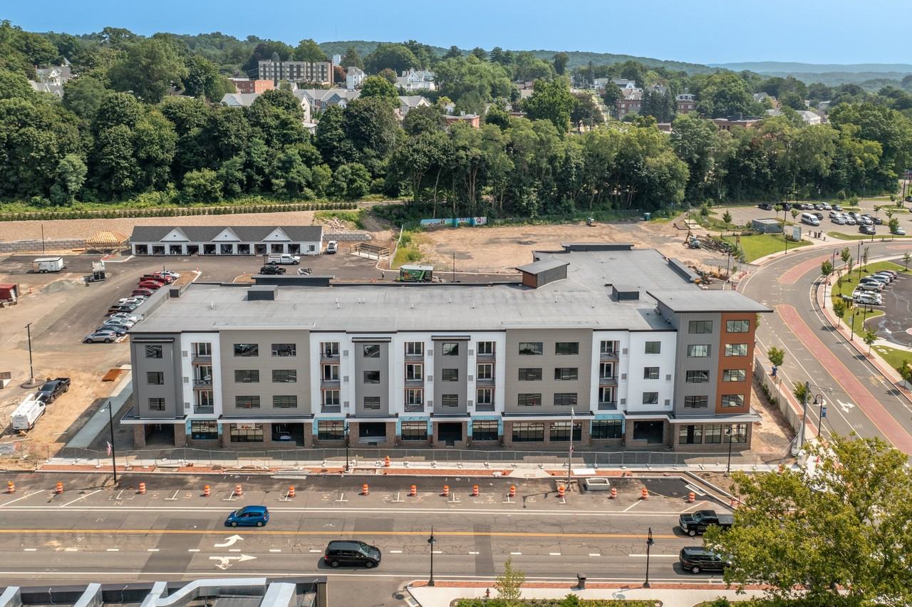 100 North Main StreetUnit 103 #100-103 - Photo 5 of 6