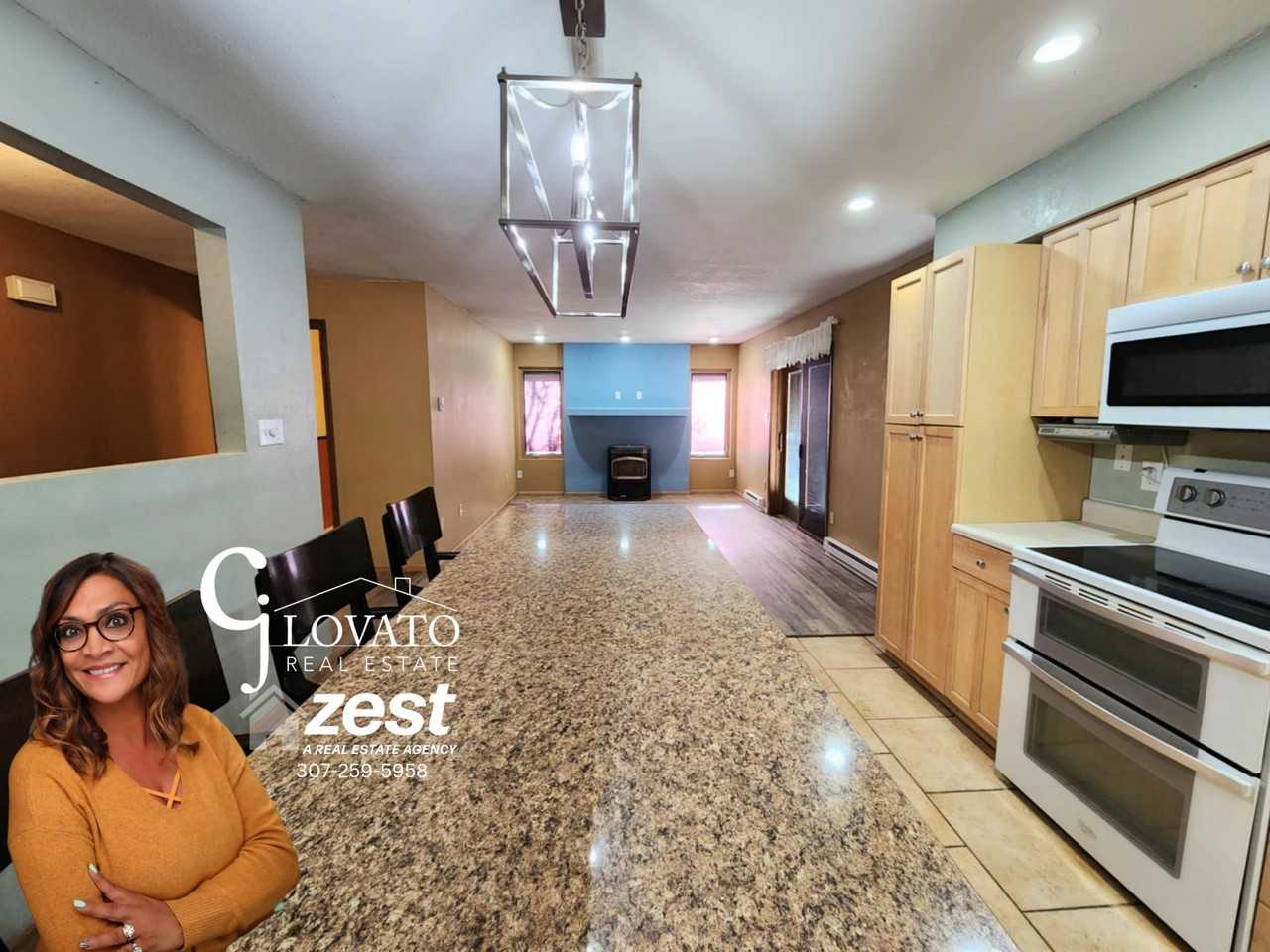 1810 Brighton St #1 - Photo 4 of 11