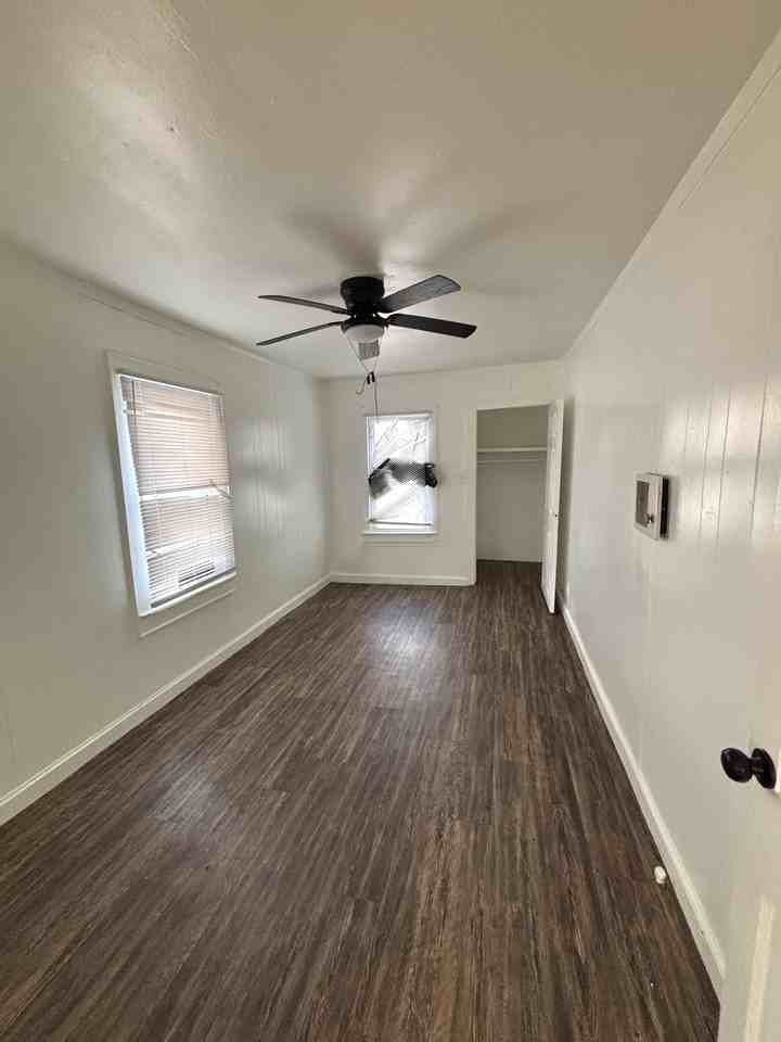 4629 S Broadway Ave #1 - Photo 6 of 14
