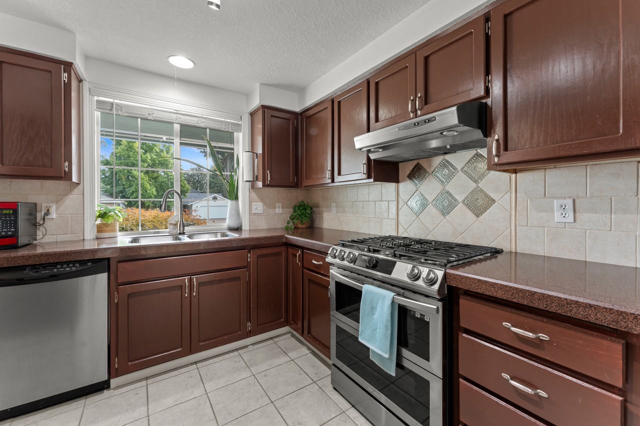 14547 Sw 83rd Ct #1 - Photo 5 of 16