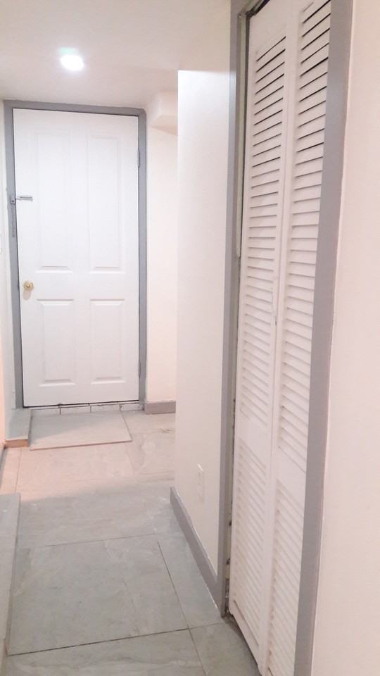 1085 East 41st Avenue - Photo 5 of 17