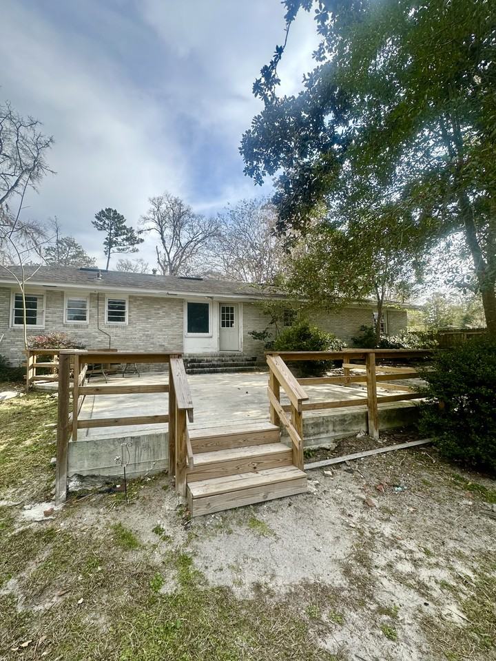 2100 Park Ln #1 - Photo 3 of 17