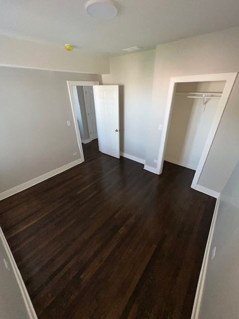 1108 W 77th St Fl 2 #1108-2 - Photo 2 of 7