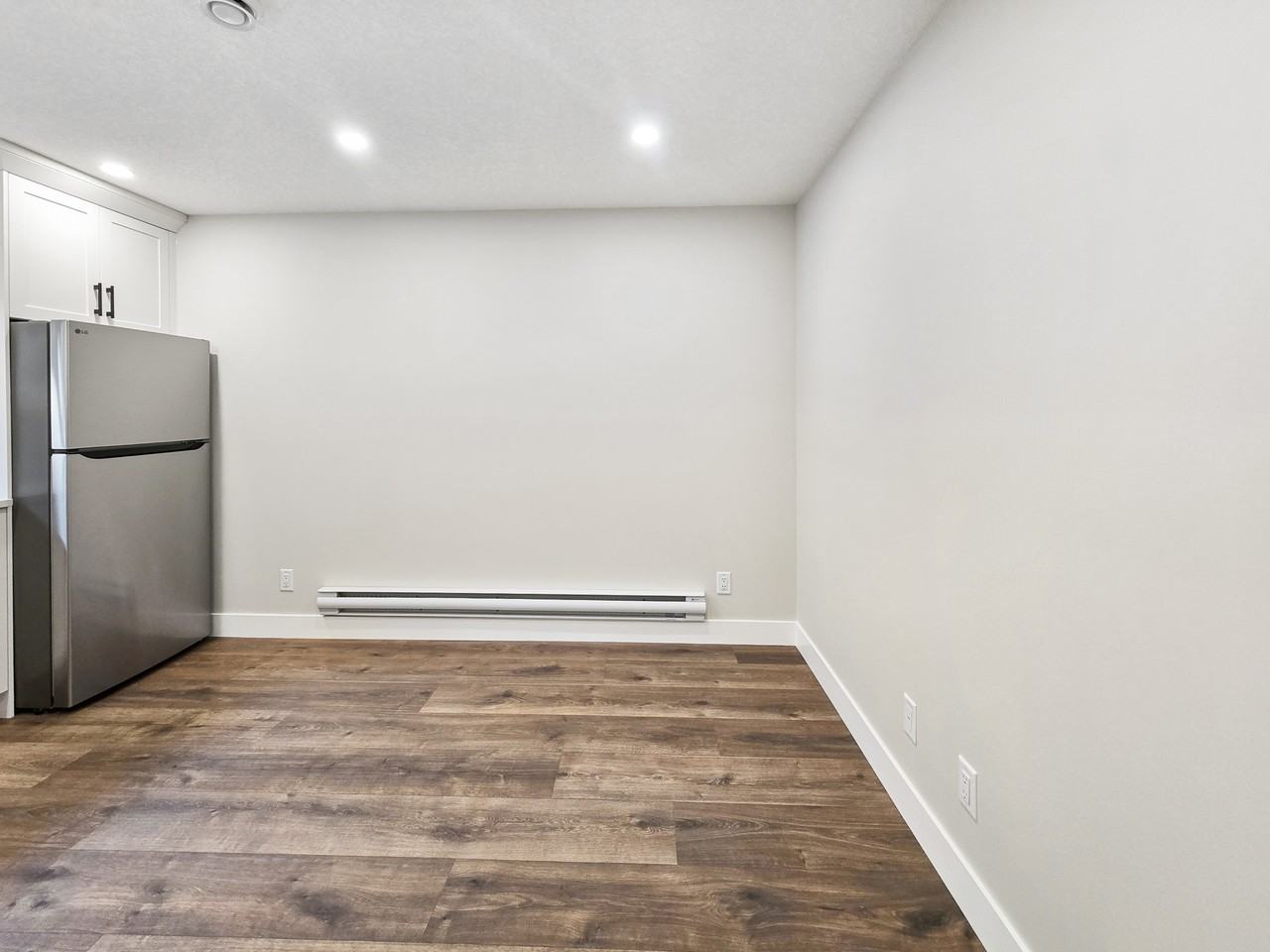 2614 28 Ave Sw - Photo 5 of 22