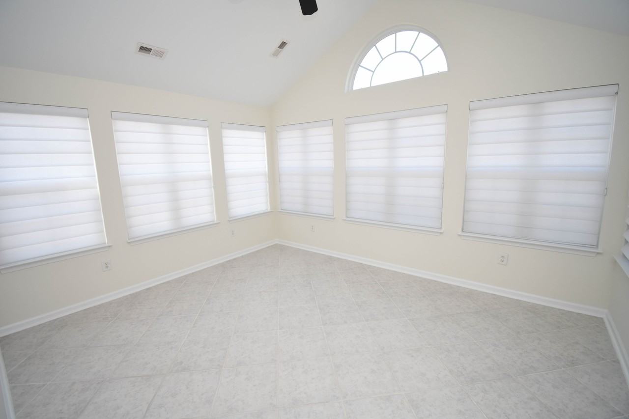 160 Stonegate Blvd #1 - Photo 4 of 21