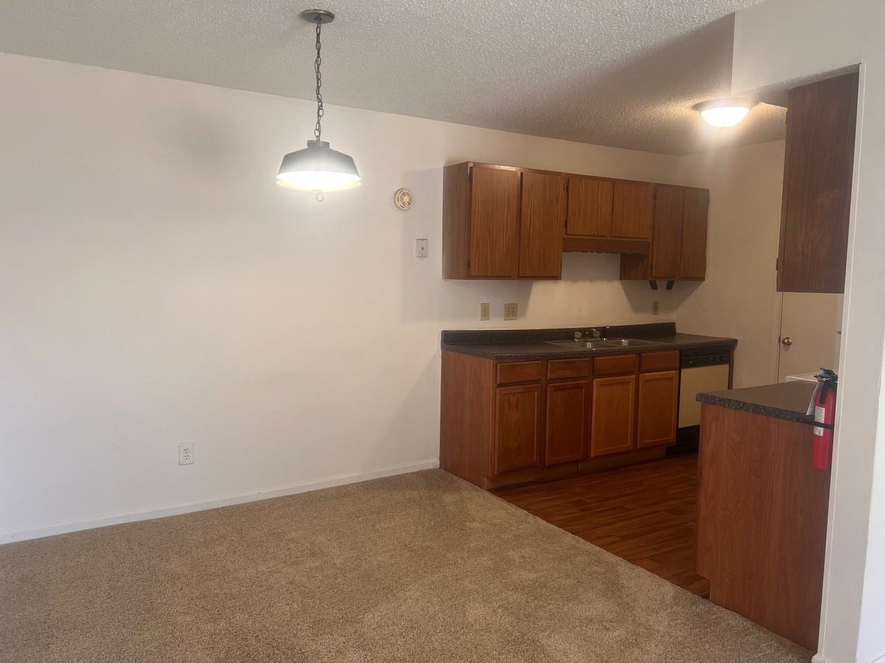 729 S Parker Dr Apt G #G - Photo 2 of 7