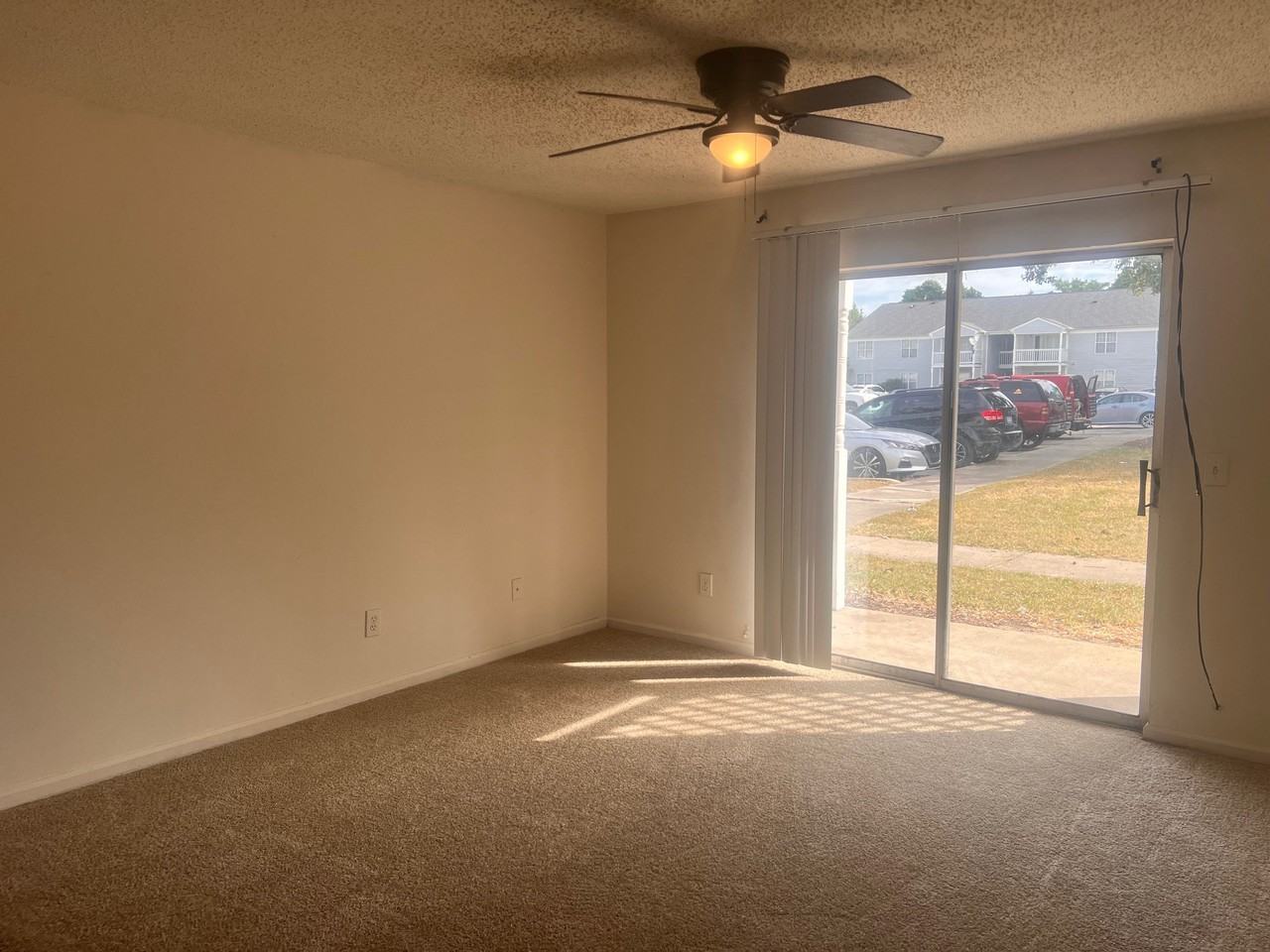 729 S Parker Dr Apt G #G - Photo 3 of 7