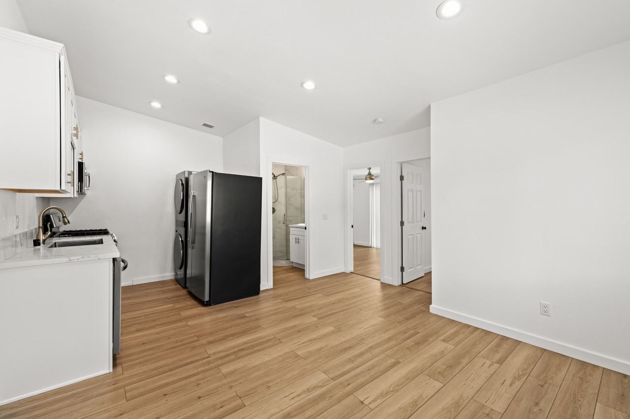 4928 54th St #1 - Photo 2 of 9