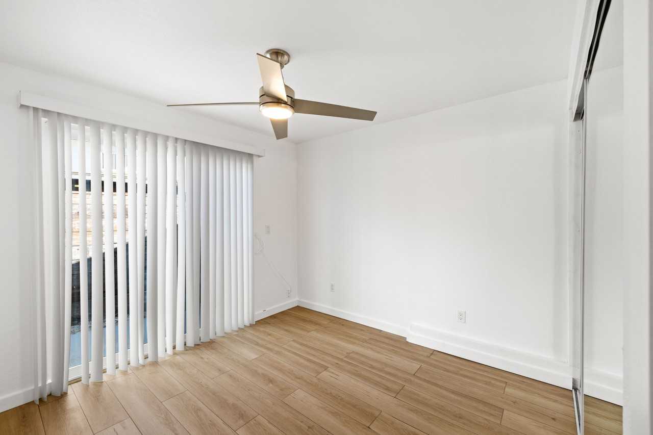 4928 54th St #1 - Photo 5 of 9