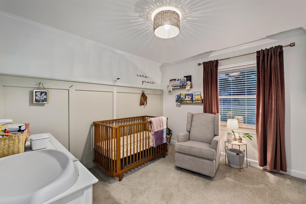 112 Magnolia Cir #1 - Photo 5 of 50