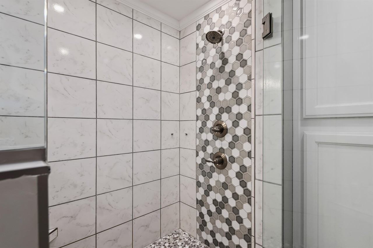 112 Magnolia Cir #1 - Photo 7 of 50