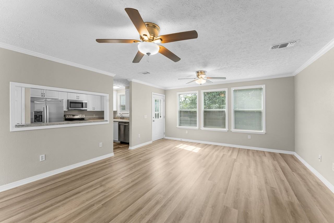 7304 Claudias Way #1 - Photo 4 of 50