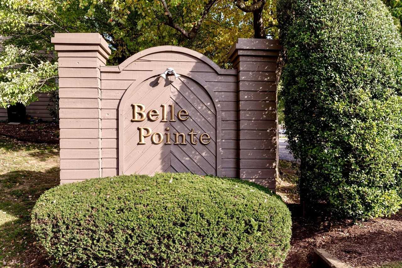 623 Barlin Dr - Photo 2 of 46