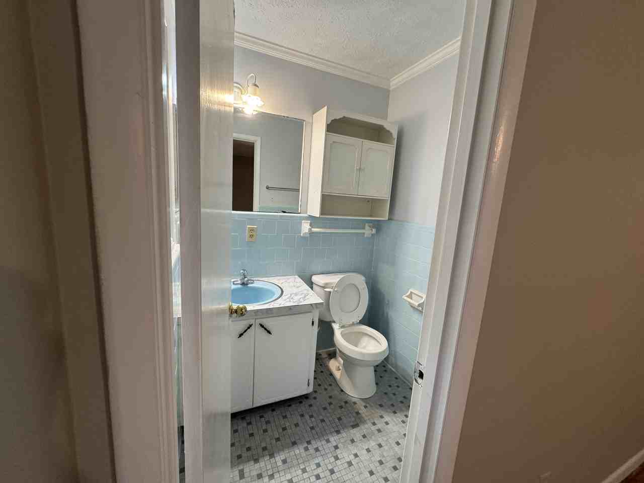 1100 Stadium St #A - Photo 5 of 10