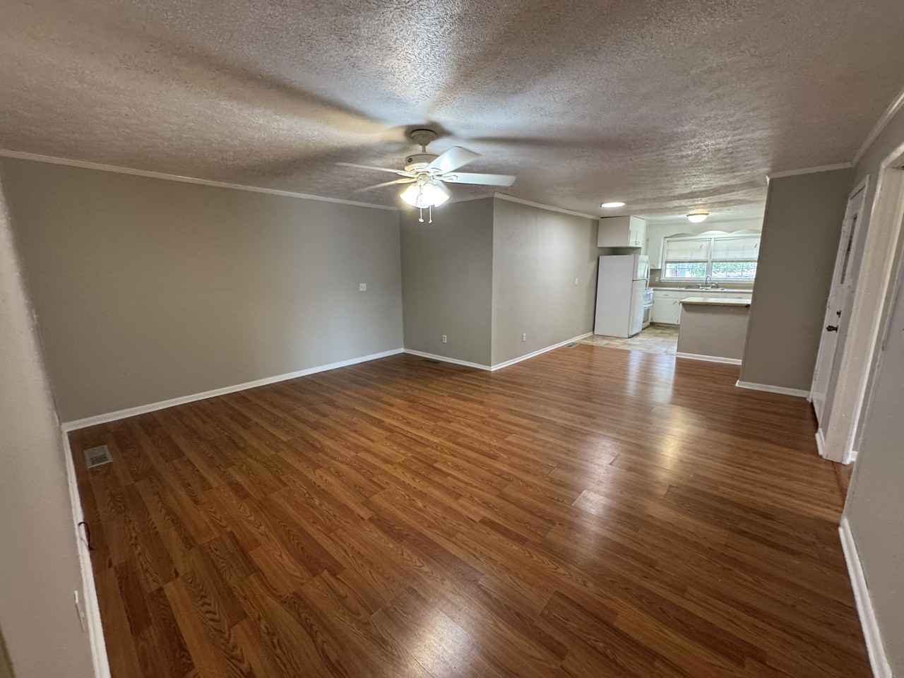 1100 Stadium St #A - Photo 7 of 10