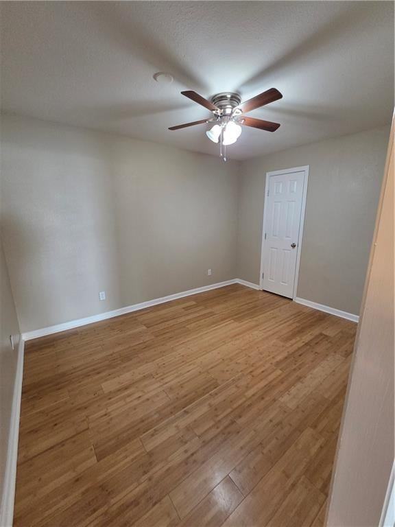 1000 Clairise Ct - Photo 6 of 17