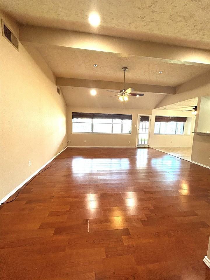 1754 Jo Ann Ln - Photo 3 of 25