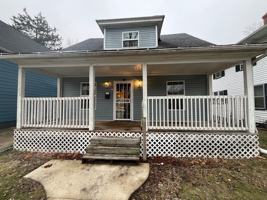 featured image of 411 Studebaker St #1