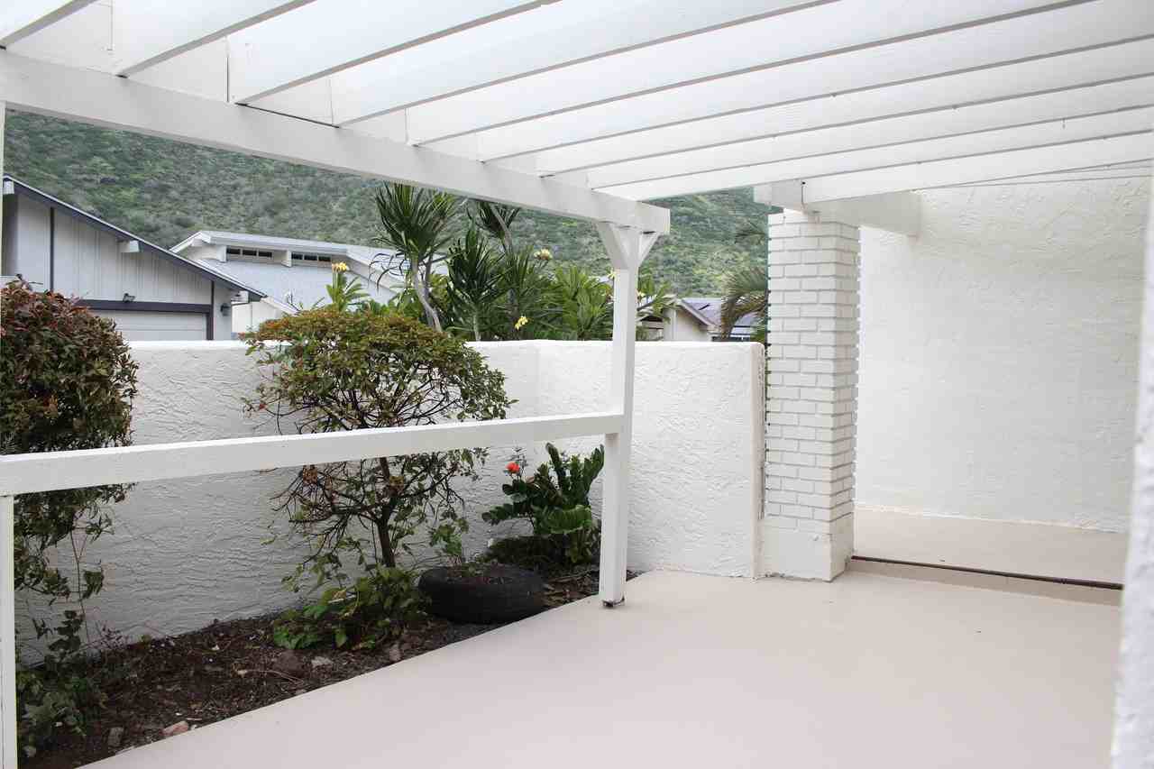 1279 Kaeleku St #SFR - Photo 5 of 31