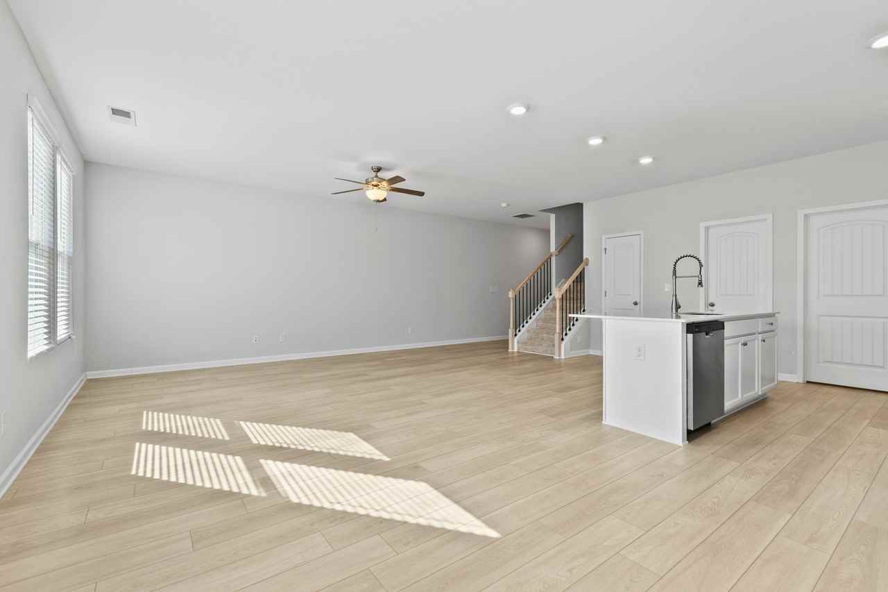 127 Raiden Cir #1 - Photo 4 of 19