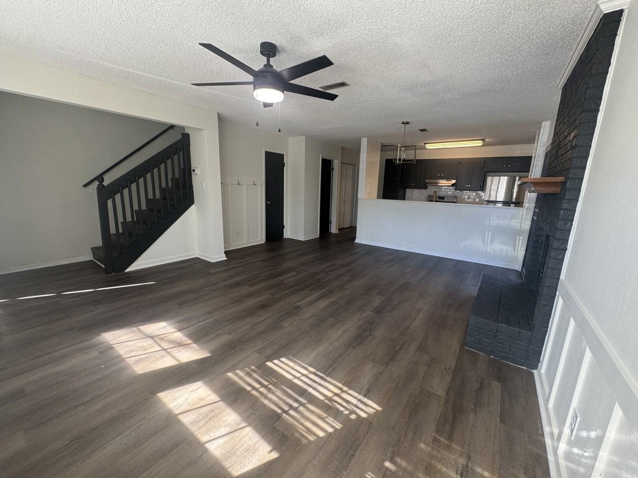 122 Timbers Dr #1 - Photo 2 of 14