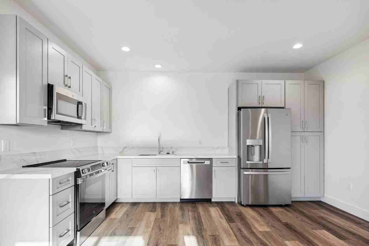 14 Mulehu St - Photo 6 of 12