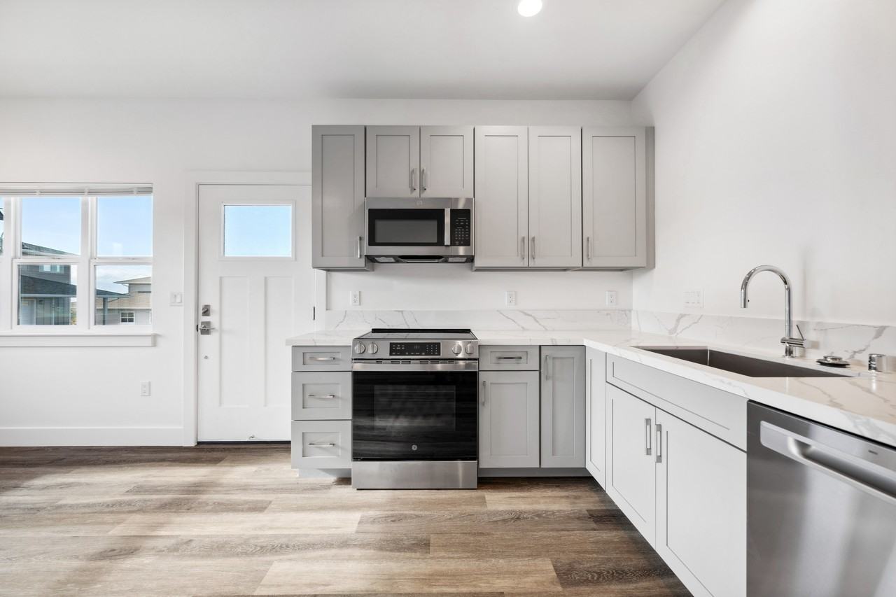 14 Mulehu St - Photo 7 of 12